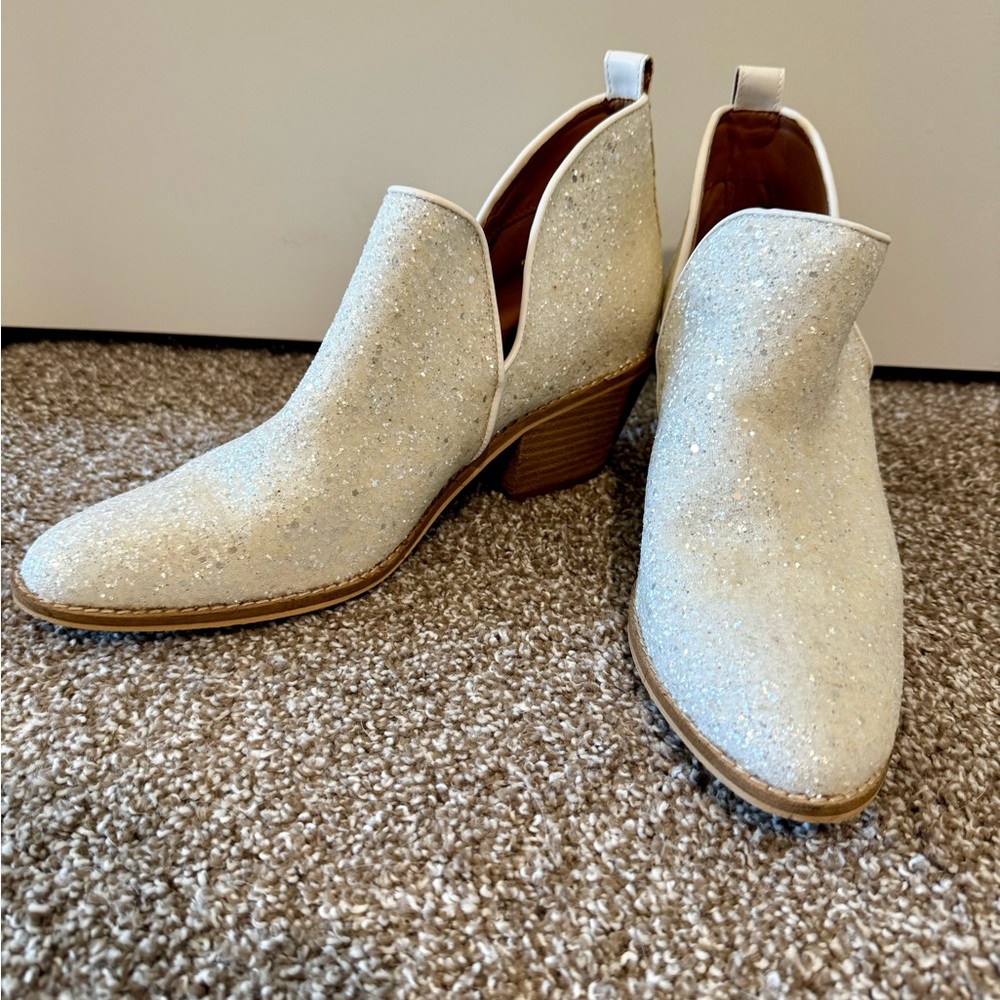 Chic Glitter Ankle Booties